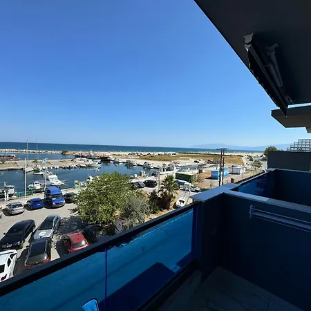 Poseidon 4 Apartment