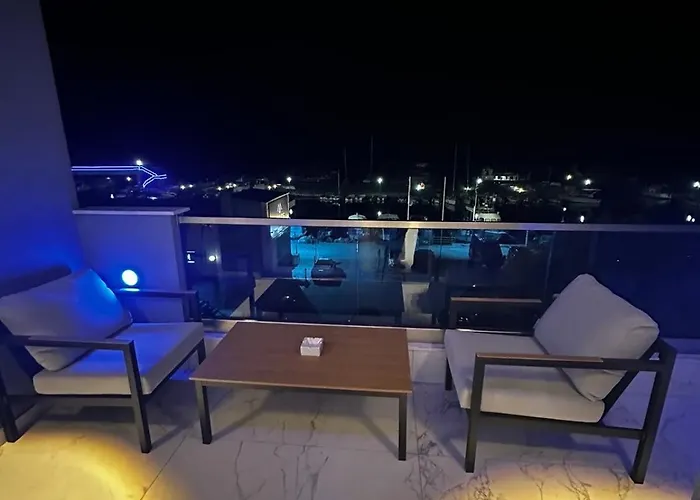 Poseidon 4 * Paralía